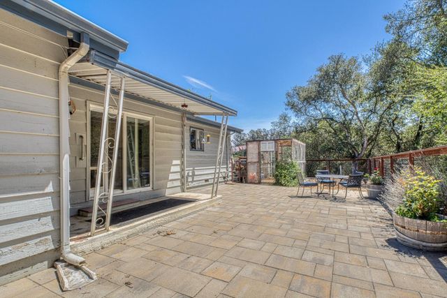 665 Paradise Road B, Salinas, CA 93907