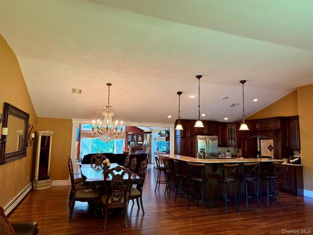 270 Bardonia Road, Nanuet, NY 10954