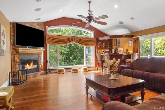 270 Bardonia Road, Nanuet, NY 10954