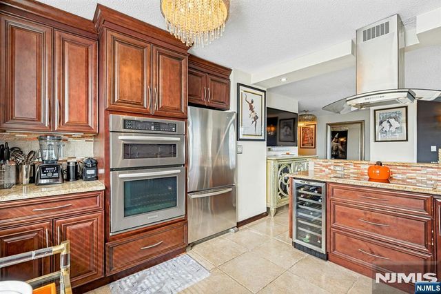 160 Overlook 4C, Hackensack, NJ 07601
