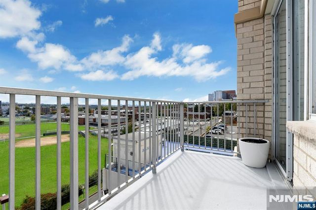 160 Overlook 4C, Hackensack, NJ 07601