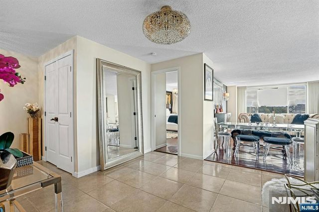 160 Overlook 4C, Hackensack, NJ 07601