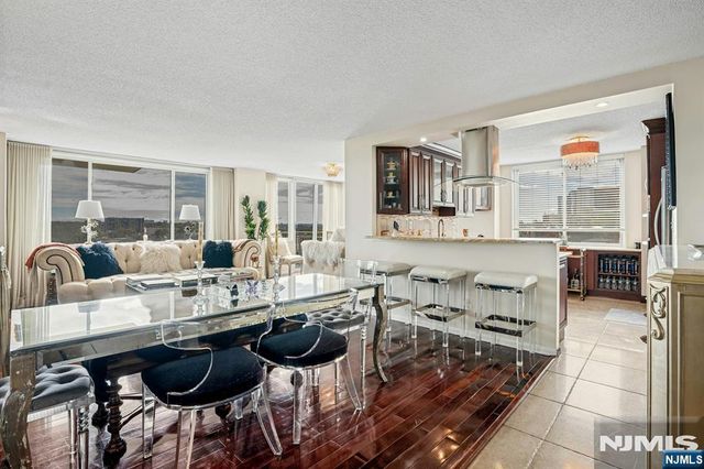 160 Overlook 4C, Hackensack, NJ 07601