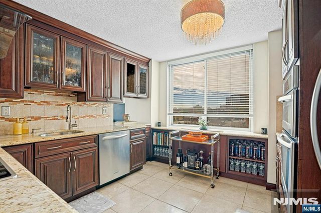 160 Overlook 4C, Hackensack, NJ 07601