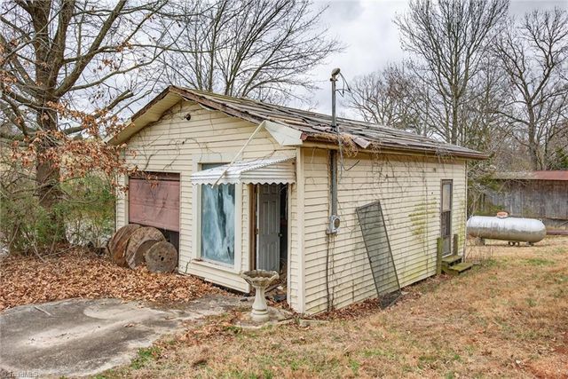 6227 Gravel Hill Road, Denton, NC 27239