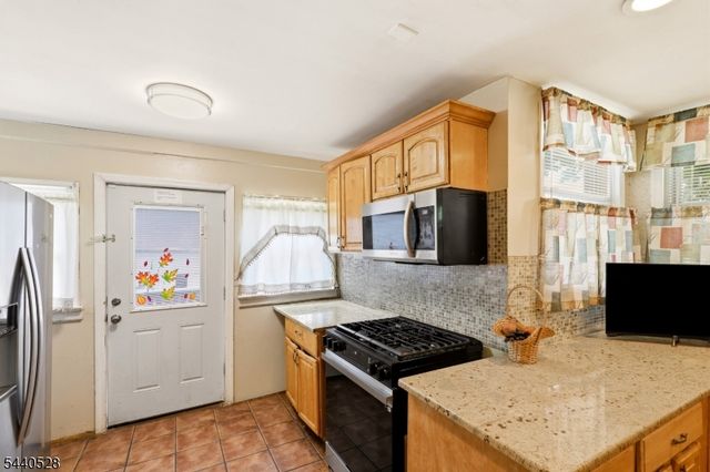 569 Berkeley Ave, City Of Orange Twp., NJ 07050