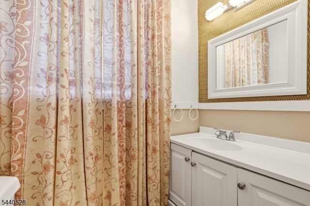 569 Berkeley Ave, City Of Orange Twp., NJ 07050