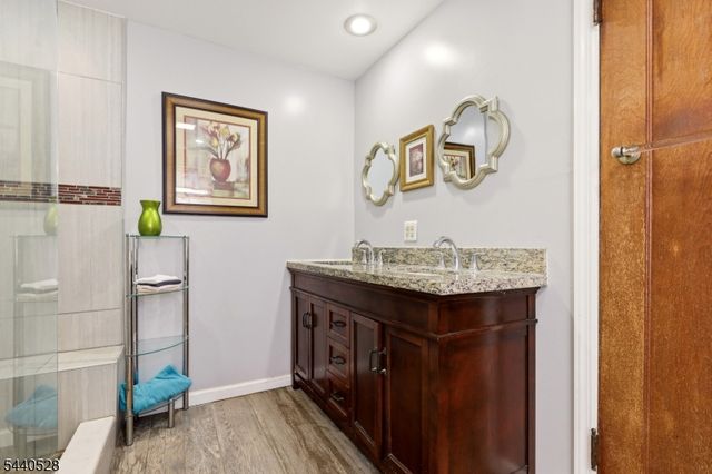 569 Berkeley Ave, City Of Orange Twp., NJ 07050