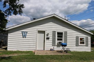 1617 1/2 E 4th Street, Mishawaka, IN 46544