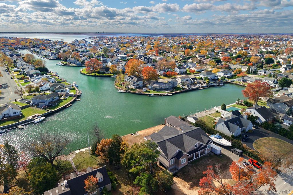 4530 Merrick Road, Massapequa, NY 11758