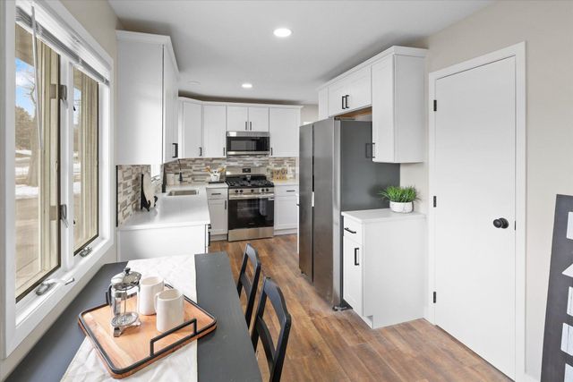 701 10th Street E, Hastings, MN 55033