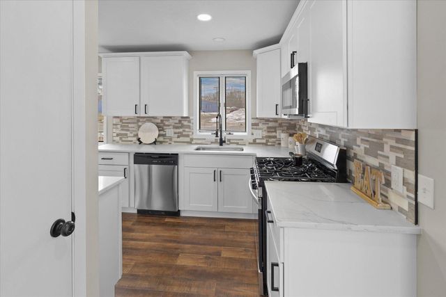 701 10th Street E, Hastings, MN 55033