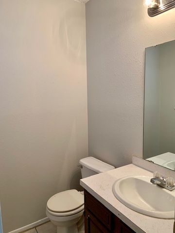 1509 Rolling Oaks, Rogers, AR 72756