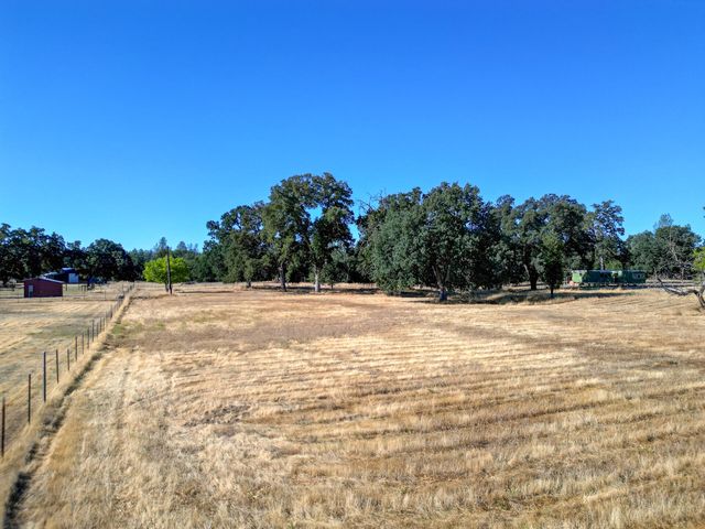 Gas Point Road, Cottonwood, CA 96022