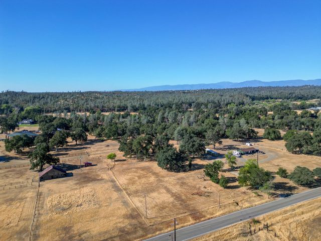 Gas Point Road, Cottonwood, CA 96022