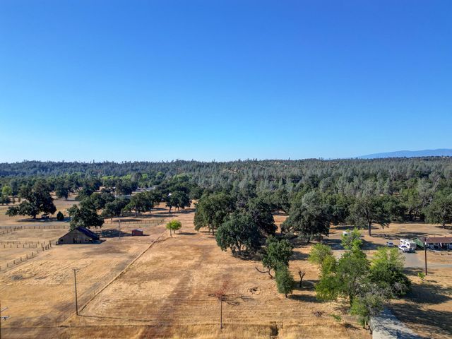 Gas Point Road, Cottonwood, CA 96022