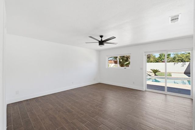 2146 N Maple Avenue, Fresno, CA 93703