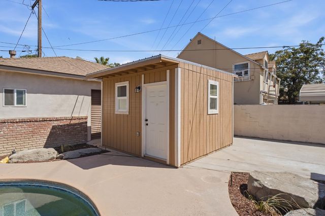 2146 N Maple Avenue, Fresno, CA 93703