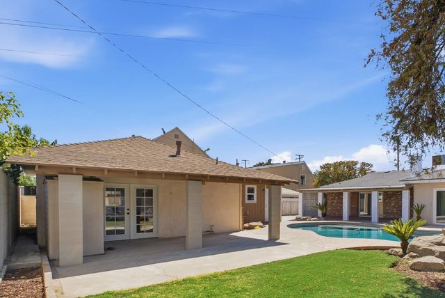 2146 N Maple Avenue, Fresno, CA 93703