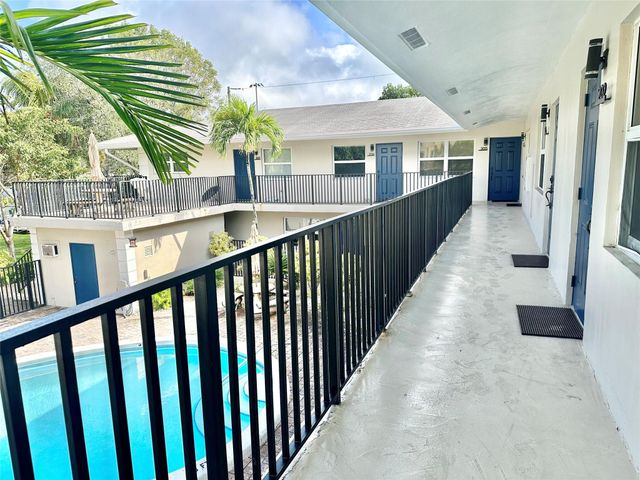 660 NE 11th Avenue 202, Fort Lauderdale, FL 33304
