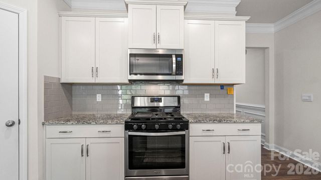 1615 Sweetmoss Loop, Denver, NC 28037