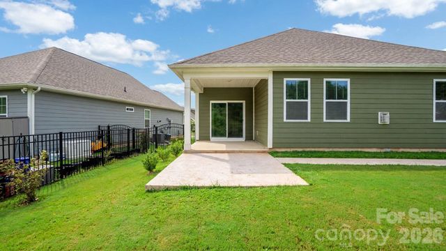 1615 Sweetmoss Loop, Denver, NC 28037