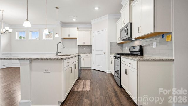 1615 Sweetmoss Loop, Denver, NC 28037