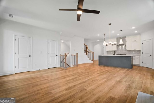 201 Retreat Lane, Canton, GA 30114