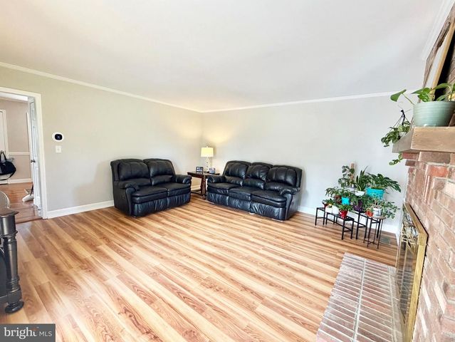15 GREENFIELD DR N, Princeton Junction, NJ 08550