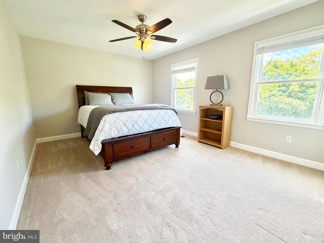 15 GREENFIELD DR N, Princeton Junction, NJ 08550