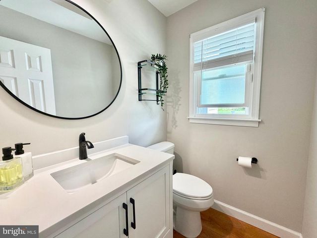 15 GREENFIELD DR N, Princeton Junction, NJ 08550