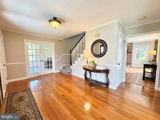 15 GREENFIELD DR N, Princeton Junction, NJ 08550