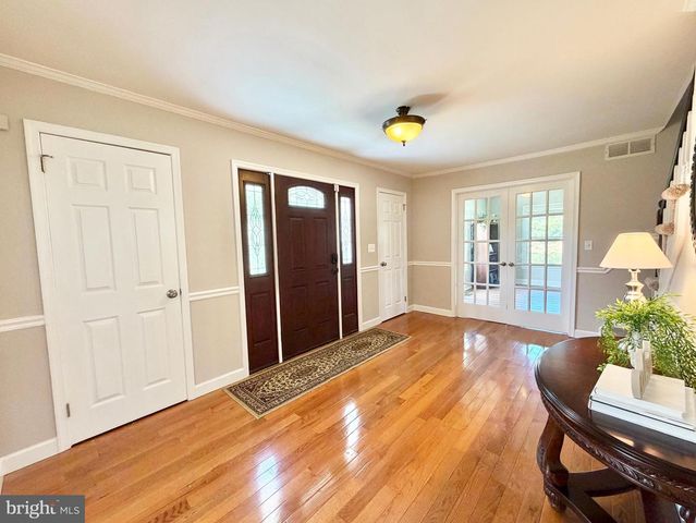 15 GREENFIELD DR N, Princeton Junction, NJ 08550