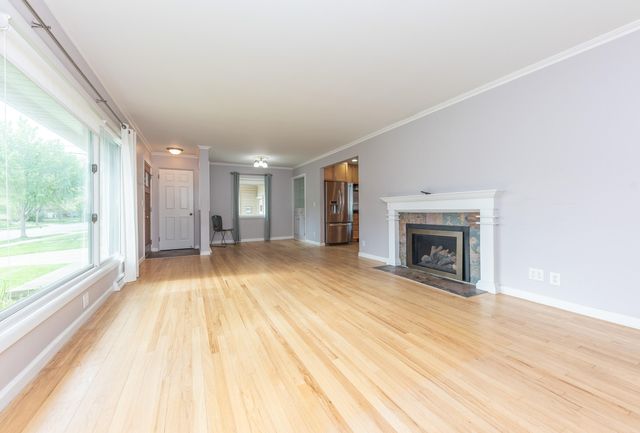 2215 Runnymede Boulevard, Ann Arbor, MI 48103