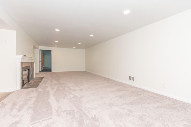 2215 Runnymede Boulevard, Ann Arbor, MI 48103