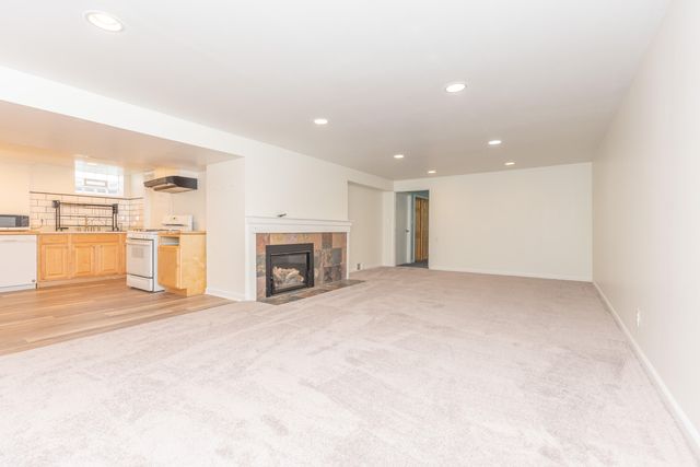 2215 Runnymede Boulevard, Ann Arbor, MI 48103
