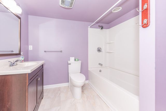 2215 Runnymede Boulevard, Ann Arbor, MI 48103