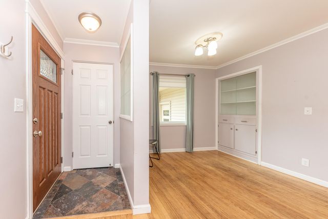2215 Runnymede Boulevard, Ann Arbor, MI 48103