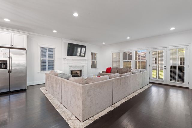 1003B Caruthers Ave, Nashville, TN 37204