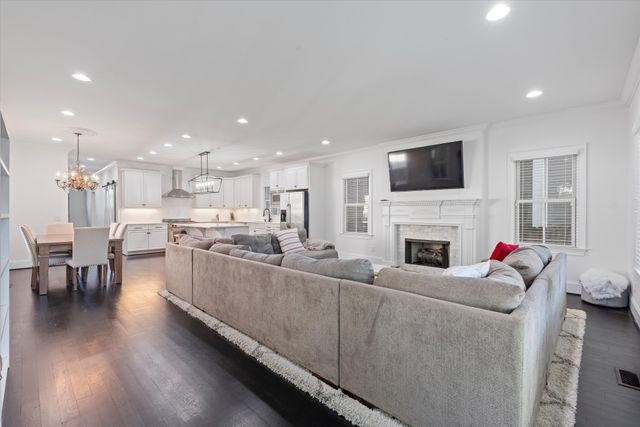 1003B Caruthers Ave, Nashville, TN 37204