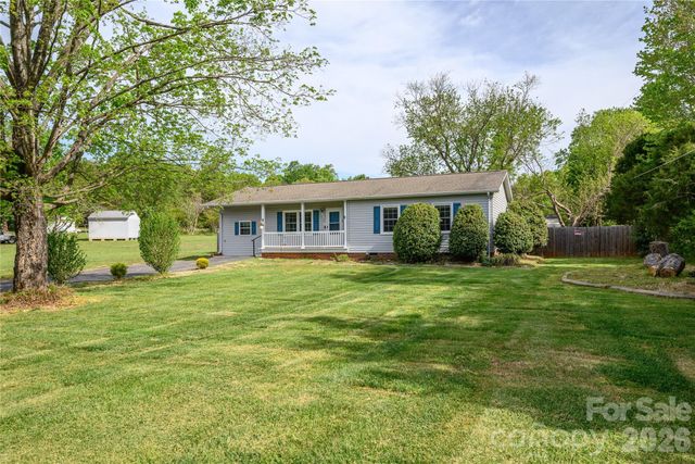 130 Fort Dobbs Road, Statesville, NC 28625