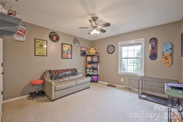 130 Fort Dobbs Road, Statesville, NC 28625
