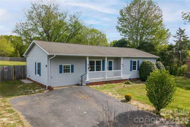130 Fort Dobbs Road, Statesville, NC 28625