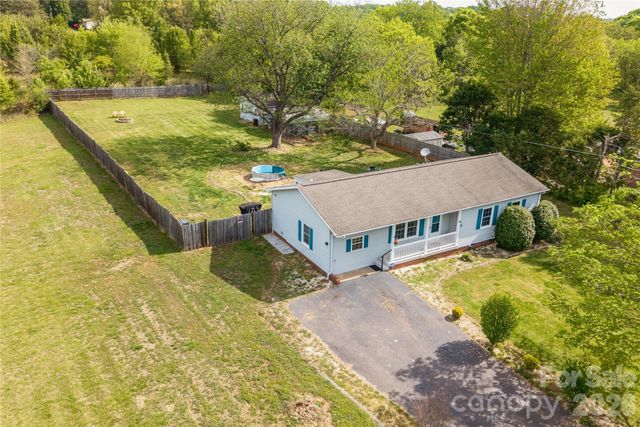 130 Fort Dobbs Road, Statesville, NC 28625