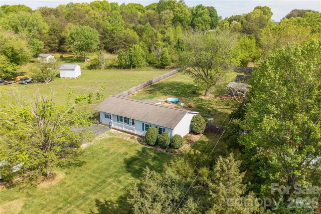 130 Fort Dobbs Road, Statesville, NC 28625