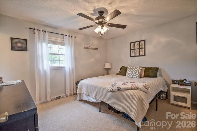 130 Fort Dobbs Road, Statesville, NC 28625