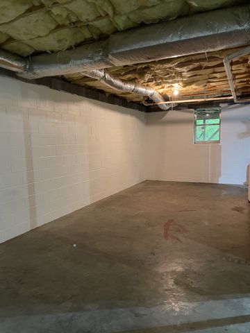 3251 N Senseney Cir, Clarksville, TN 37042