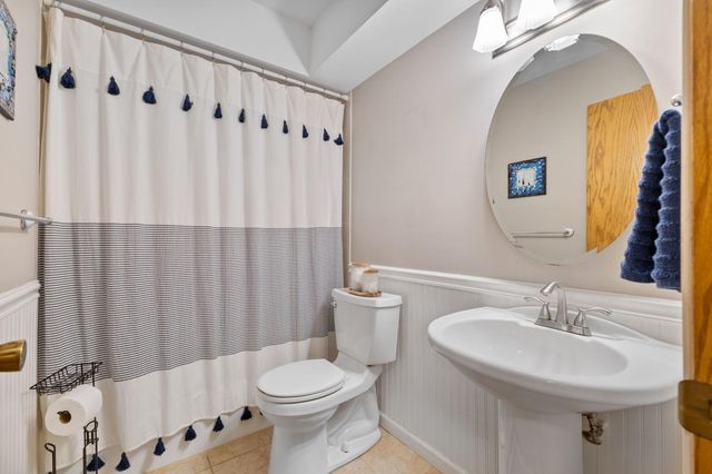 1308 Rushmore Drive, Burnsville, MN 55306