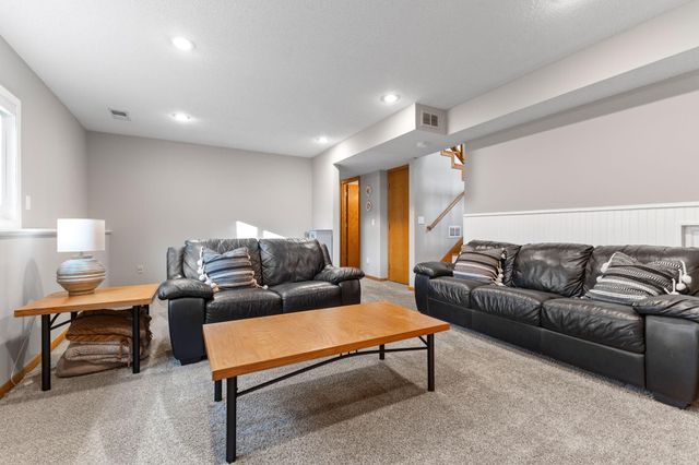 1308 Rushmore Drive, Burnsville, MN 55306