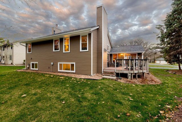 1308 Rushmore Drive, Burnsville, MN 55306